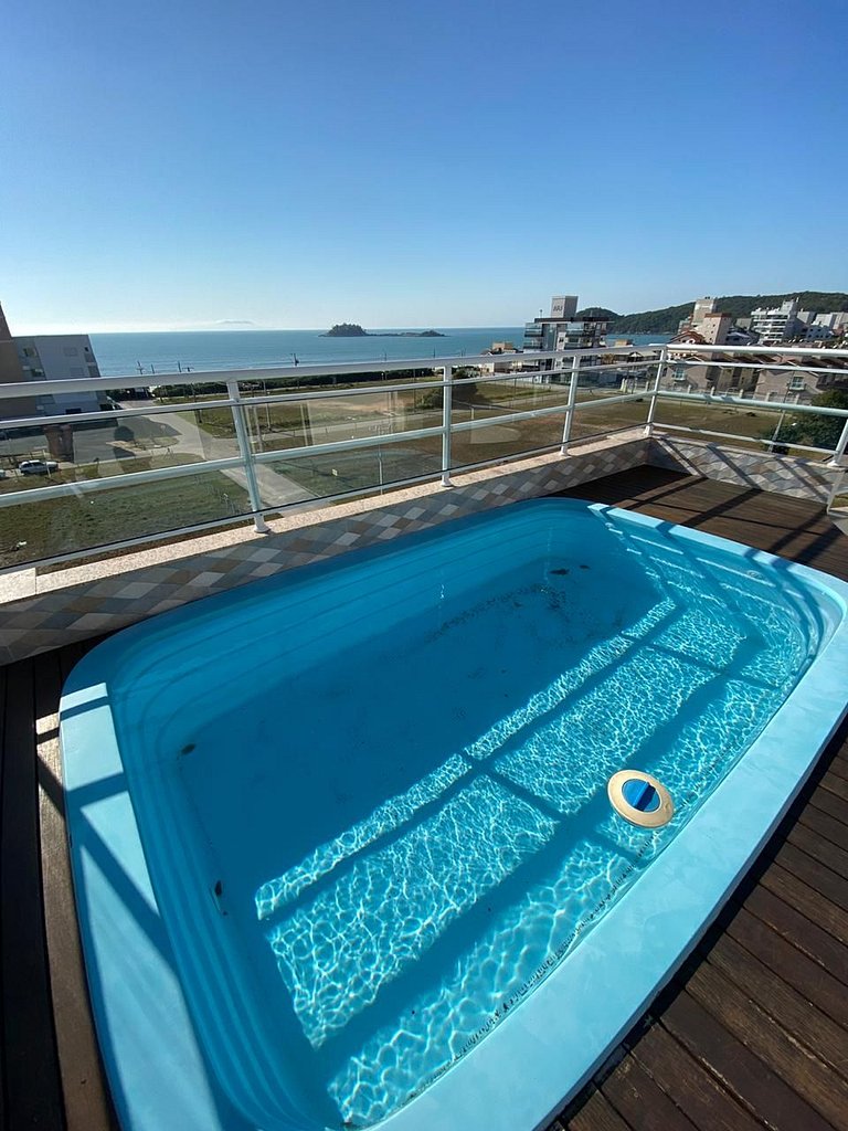 Cód 1 - Cobertura duplex com piscina privativa