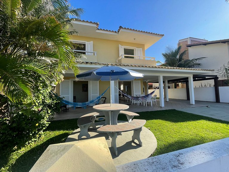 Cód 5 - Casa a poucos passos da praia de Palmas