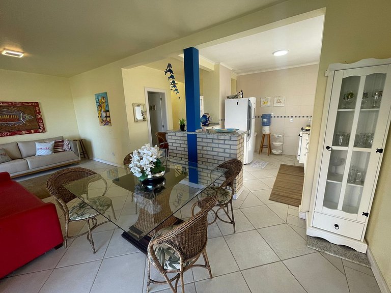 Cód 5 - Casa a poucos passos da praia de Palmas