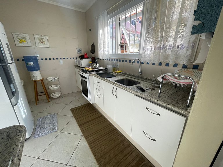 Cód 5 - Casa a poucos passos da praia de Palmas