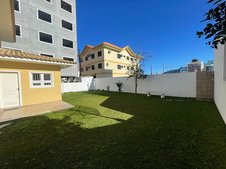 Cód 5 - Casa a poucos passos da praia de Palmas