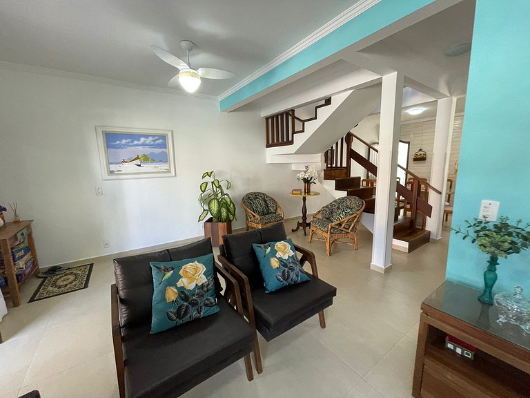 Cód 9 - Casa aconchegante á 300m do mar