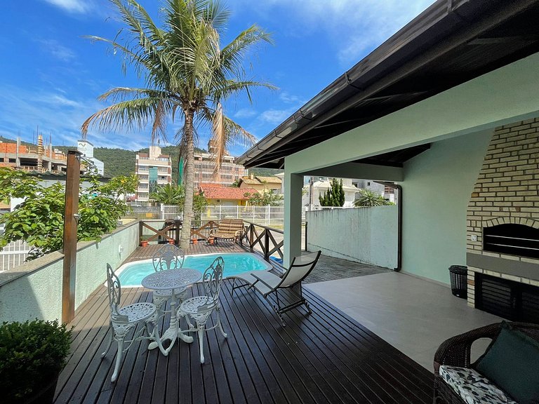 Cód 9 - Casa aconchegante á 300m do mar