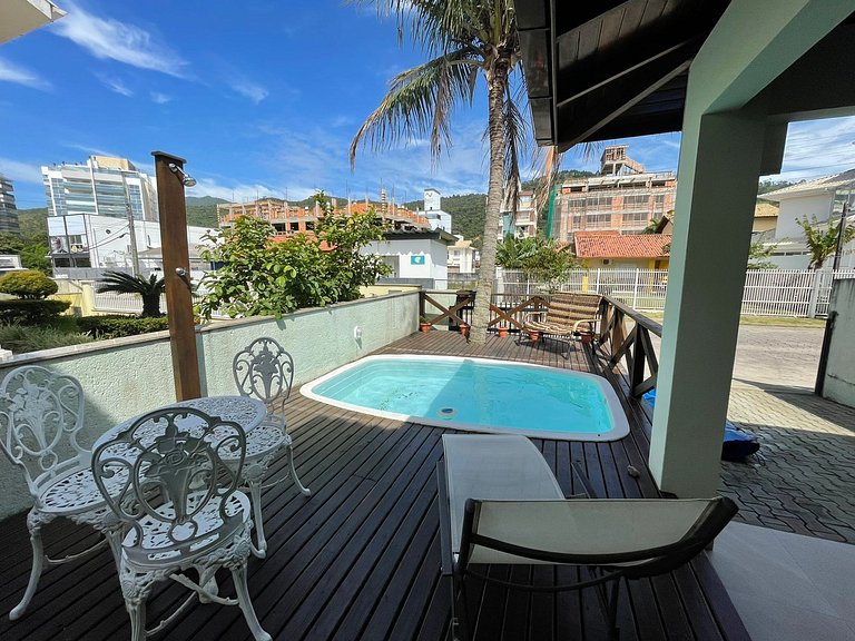 Cód 9 - Casa aconchegante á 300m do mar