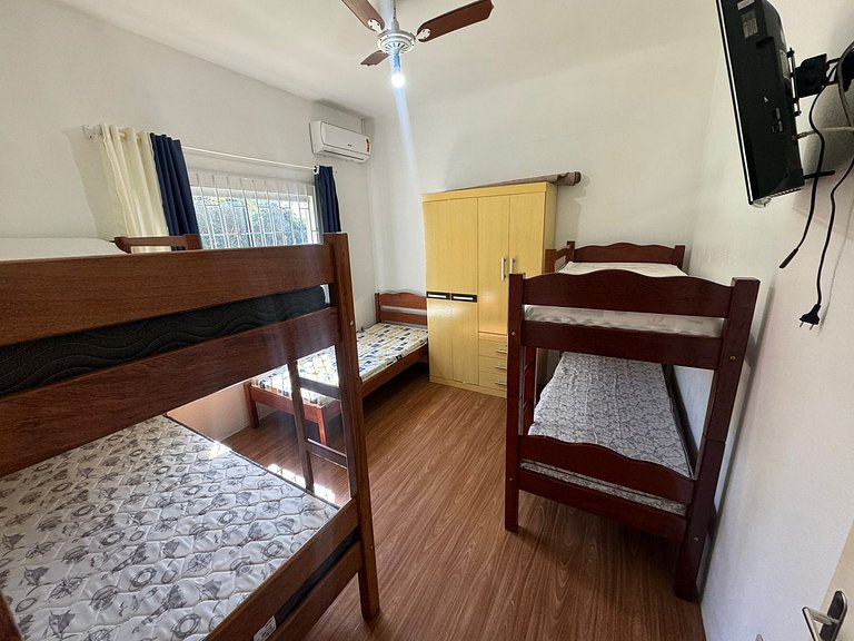 Cód 10 - Casa beira mar na Praia dos Magalhães