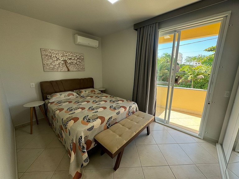 Cód 11 - Excelente casa localizada á 180m do mar