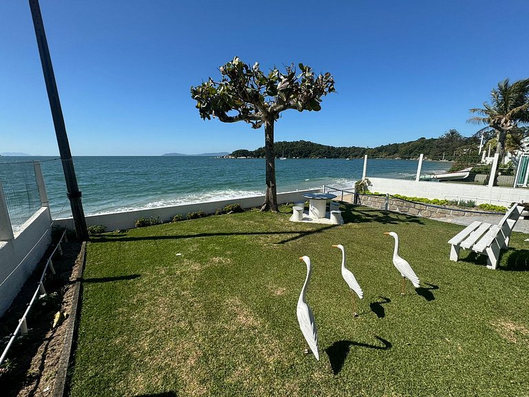 Cód 10 - Casa beira mar na Praia dos Magalhães