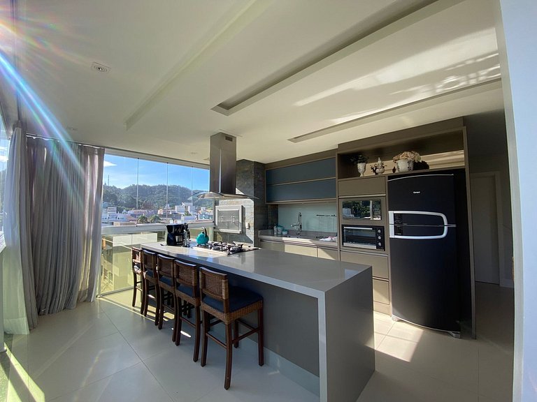 cód 13 - Apartamento de 3 suítes em Palmas