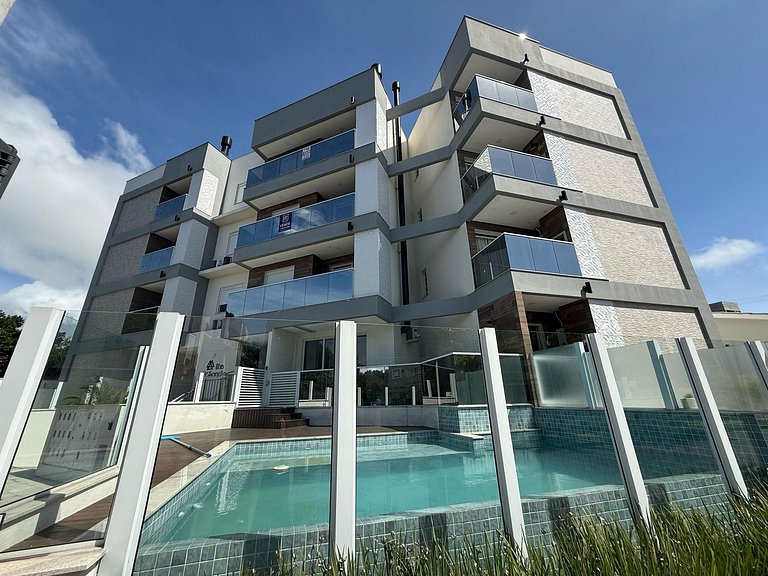 cód 12 - Apartamento aconchegante com piscina.