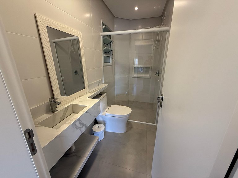 cód 12 - Apartamento aconchegante com piscina.