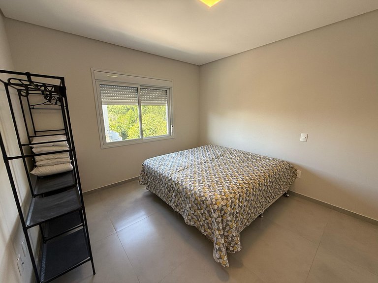 cód 12 - Apartamento aconchegante com piscina.