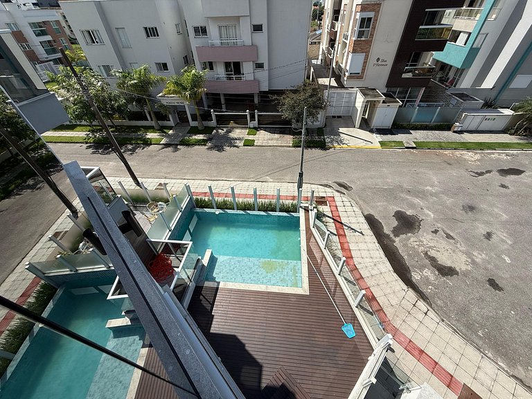 cód 12 - Apartamento aconchegante com piscina.