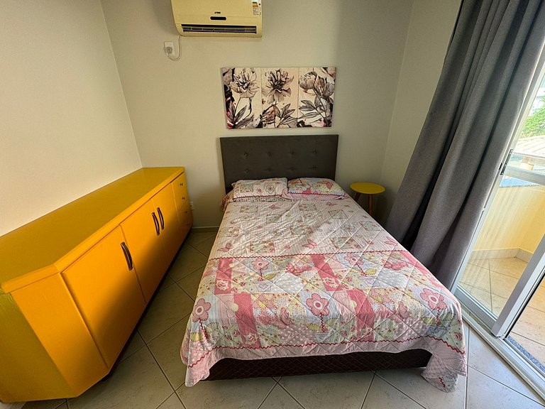 Cód 11 - Excelente casa localizada á 180m do mar