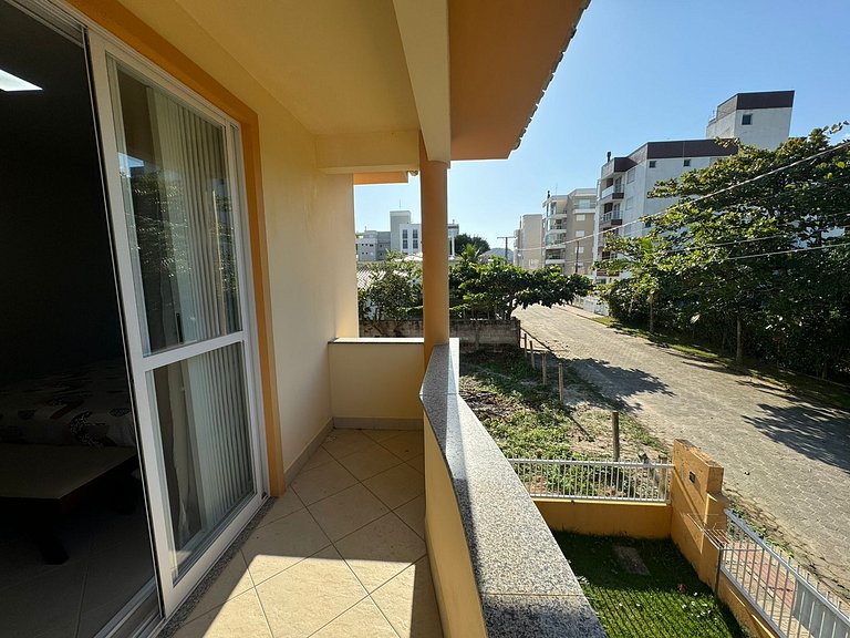 Cód 11 - Excelente casa localizada á 180m do mar