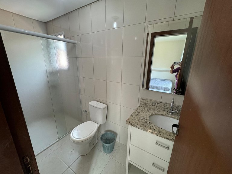 cód 17 - Apartamento a 100 metros da praia