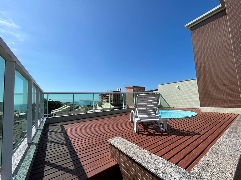 cód 18 - Cobertura com piscina á 100m do mar