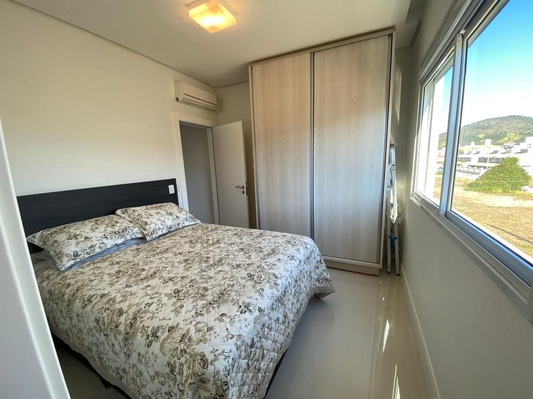 cód 20 - Apartamento frente mar com vista