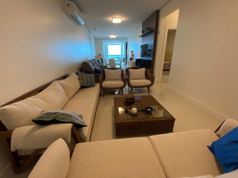 cód 20 - Apartamento frente mar com vista