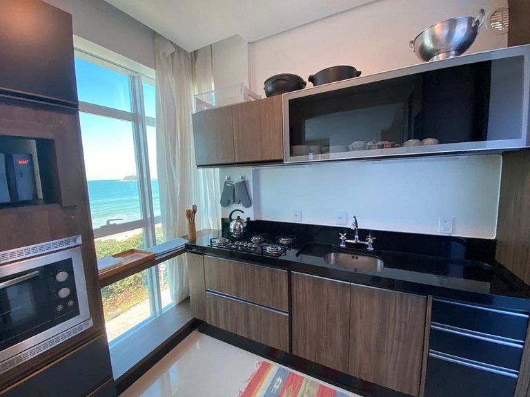 cód 20 - Apartamento frente mar com vista