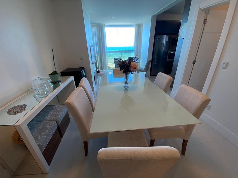 cód 20 - Apartamento frente mar com vista