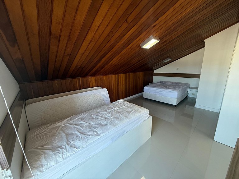 Cód 1 - Cobertura duplex com piscina privativa