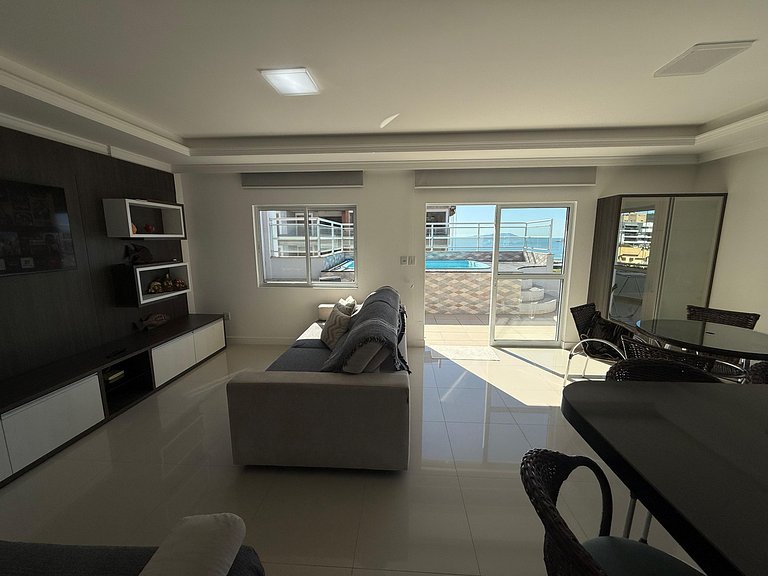 Cód 1 - Cobertura duplex com piscina privativa