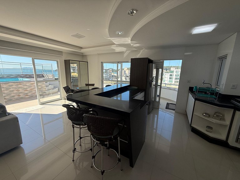 Cód 1 - Cobertura duplex com piscina privativa