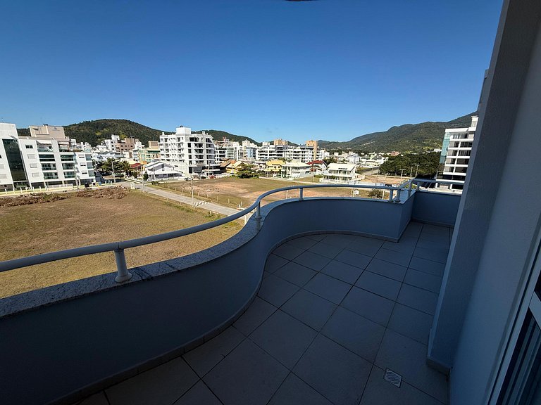 Cód 1 - Cobertura duplex com piscina privativa