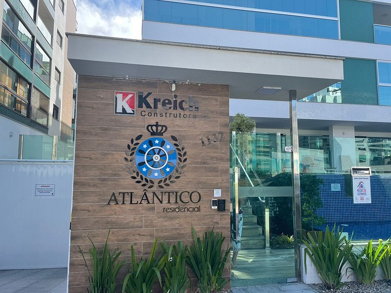 cód 28 - Apartamento á 280 m do Mar