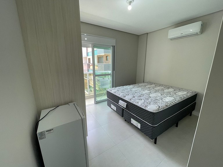 cód 28 - Apartamento á 280 m do Mar