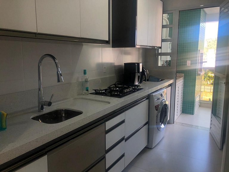 cód 28 - Apartamento á 280 m do Mar