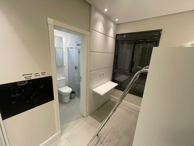 cód 30 - Apartamento magnífico frente mar