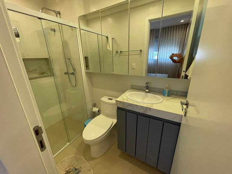 cód 32 - Apartamento á 100 m do mar com vista