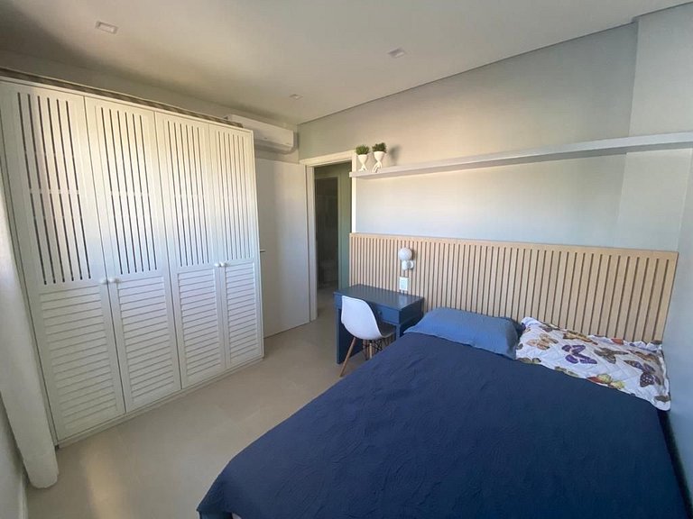 cód 32 - Apartamento á 100 m do mar com vista
