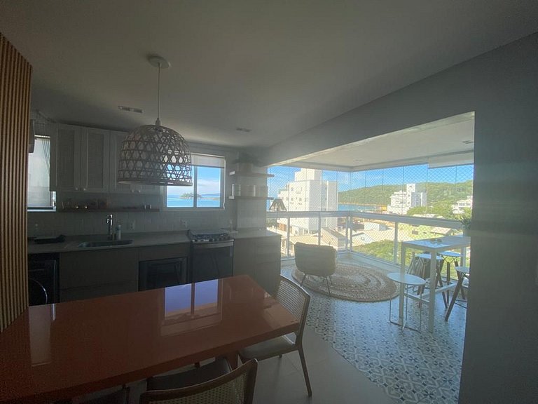 cód 32 - Apartamento á 100 m do mar com vista