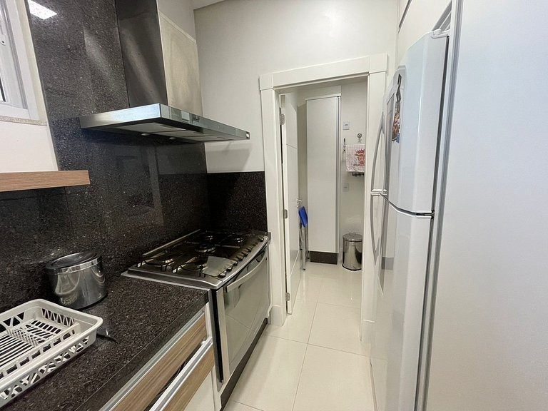 Cód 21 - Apartamento com vista frente mar