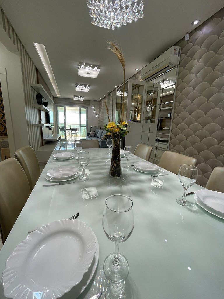 Cód 21 - Apartamento com vista frente mar