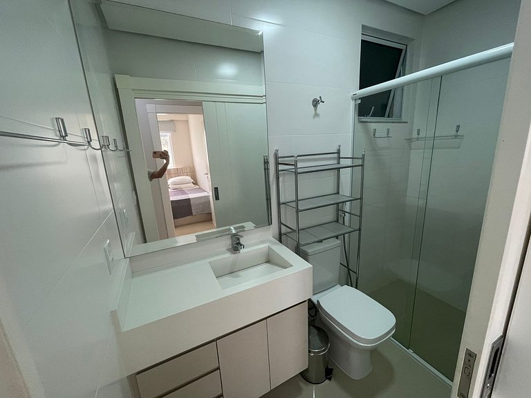 Cód 23 - Apartamento com vista para o mar