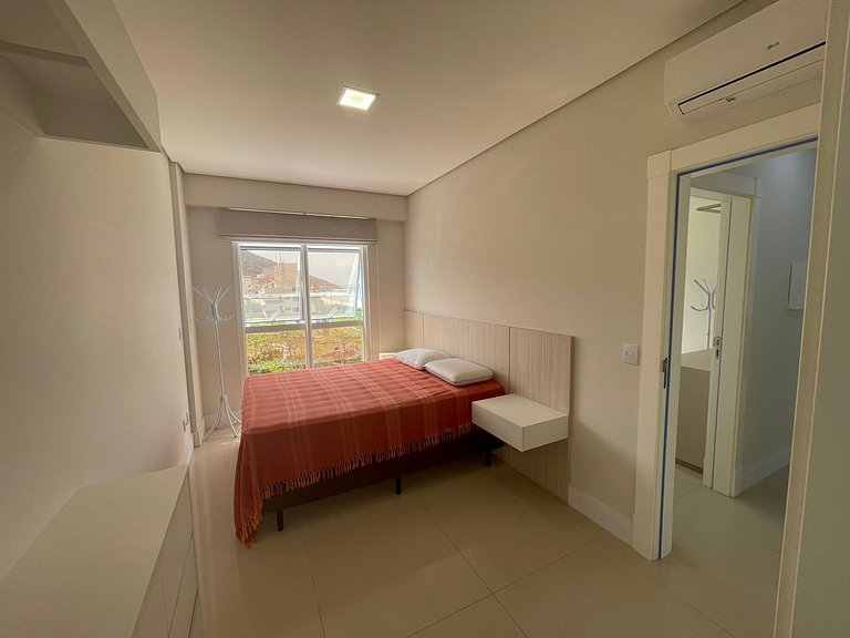 Cód 23 - Apartamento com vista para o mar