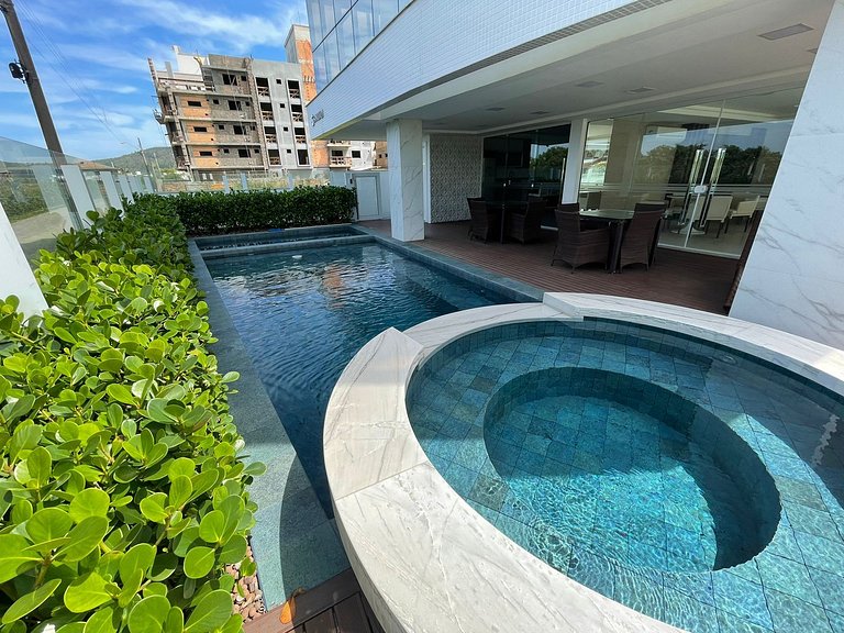 Cód 23 - Apartamento com vista para o mar