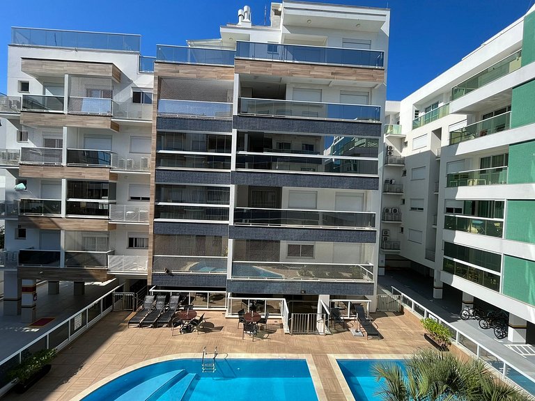 Cód 44 - Excelente apartamento á 250m do mar
