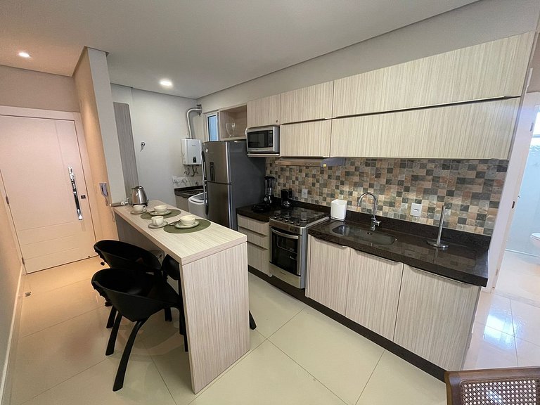 cód 25 · Apartamento á poucos passos do mar