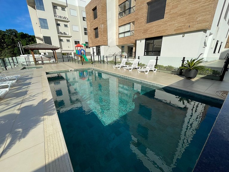 Cód 27 - Apartamento térreo com jacuzzi e área gourmet na Pr