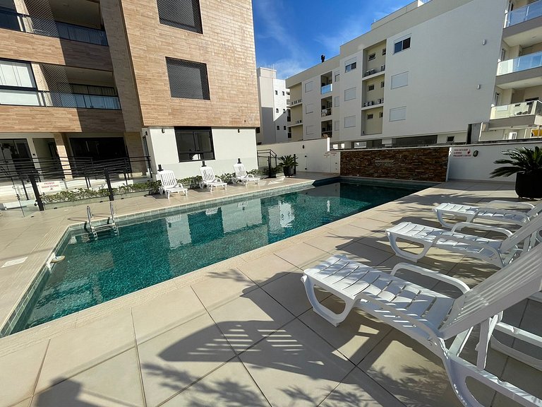 Cód 27 - Apartamento térreo com jacuzzi e área gourmet na Pr