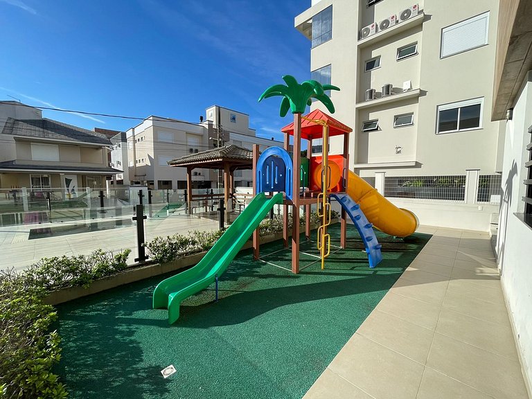 Cód 27 - Apartamento térreo com jacuzzi e área gourmet na Pr