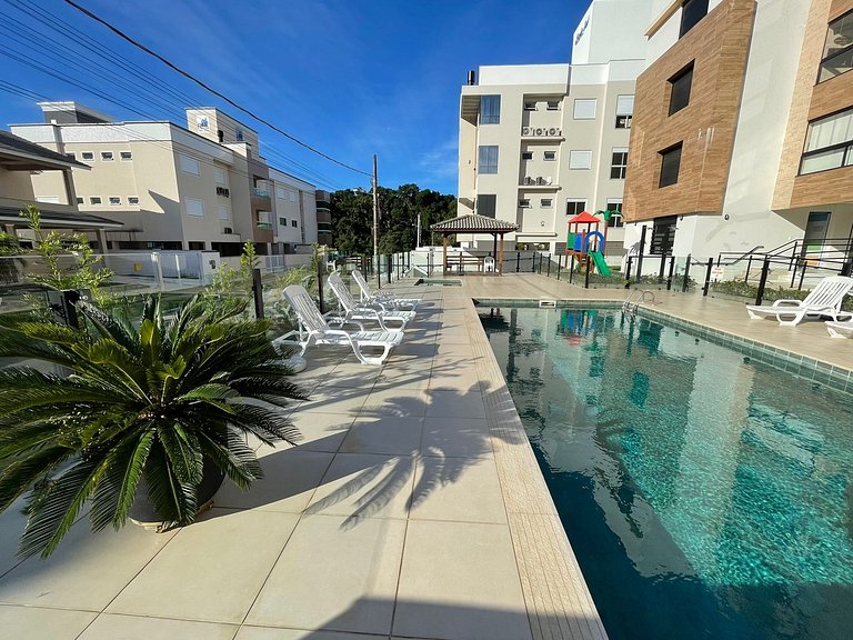 Cód 27 - Apartamento térreo com jacuzzi e área gourmet na Pr