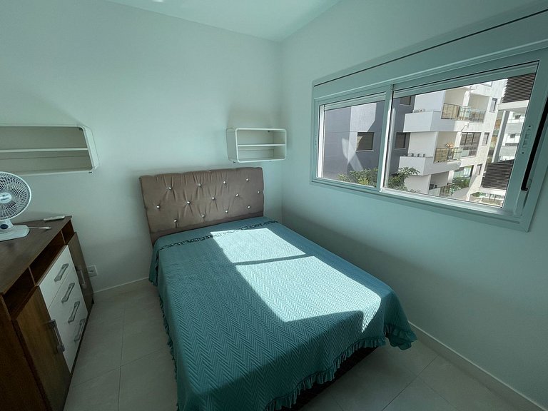 cod 48 - Apartamento com piscina á 250m do mar