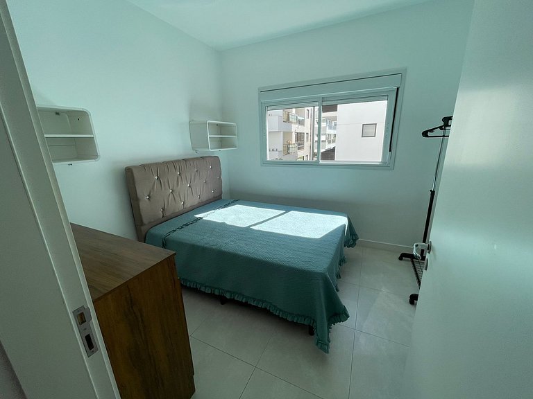 cod 48 - Apartamento com piscina á 250m do mar