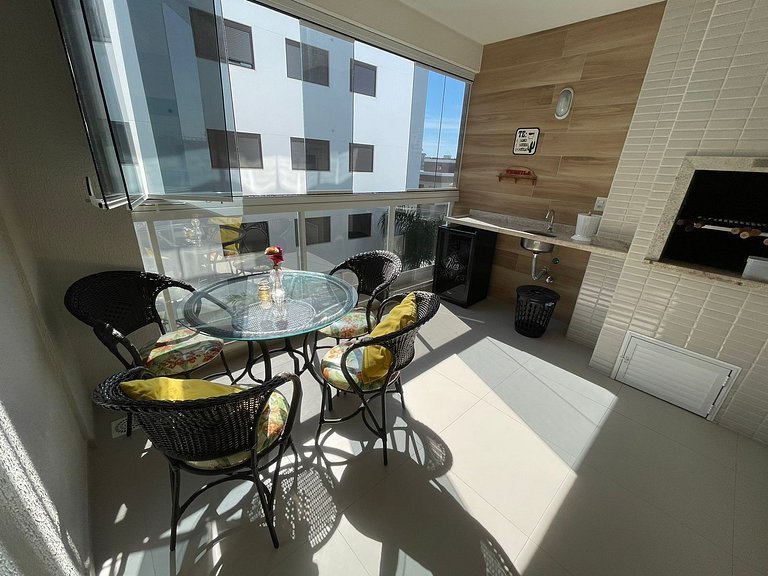 cod 48 - Apartamento com piscina á 250m do mar