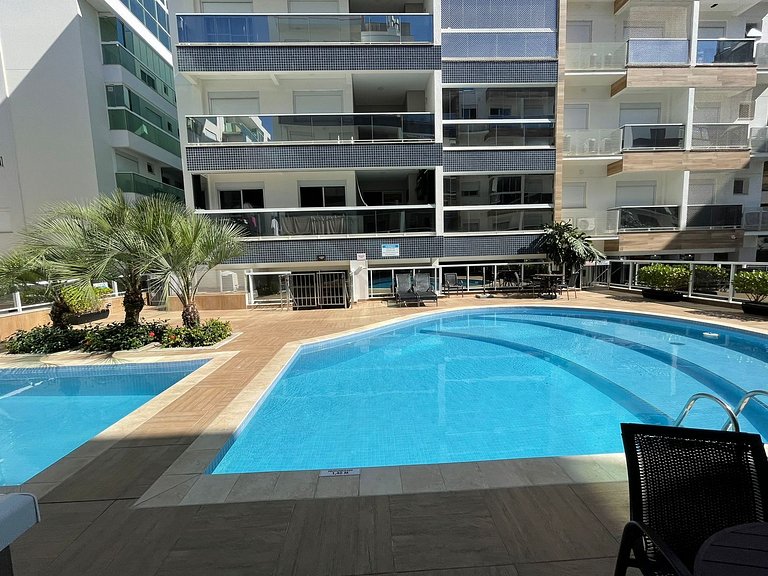 cod 48 - Apartamento com piscina á 250m do mar